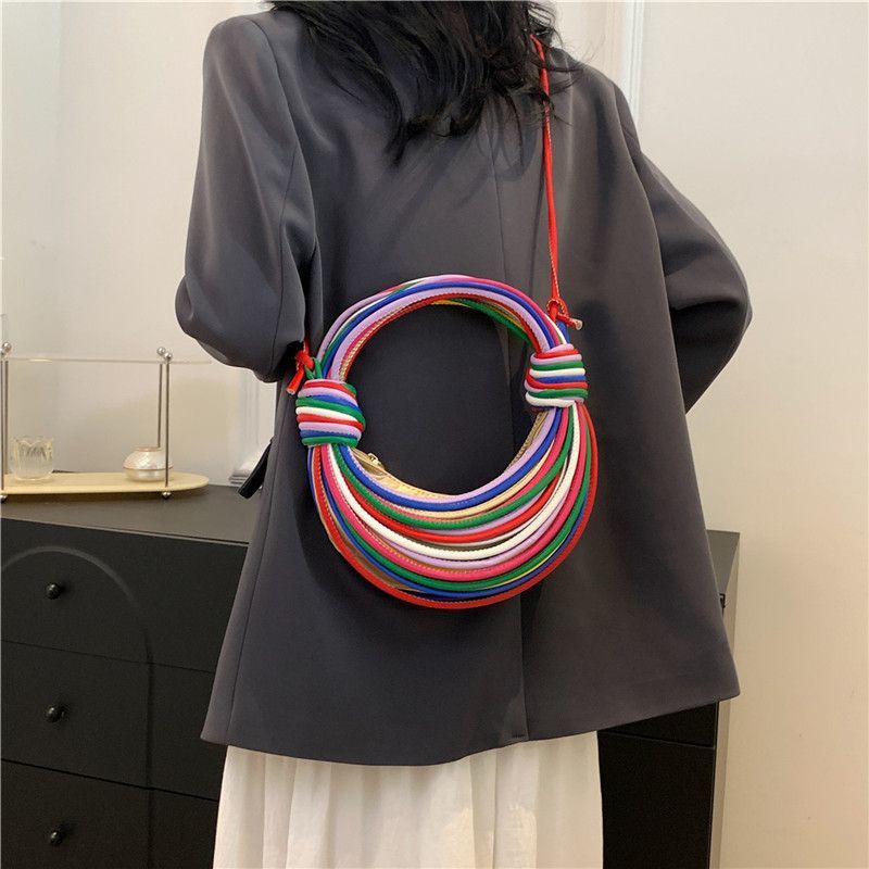 ネットで話題の織りバッグ、カラーブロックハンドバッグ、高級感 - Luxury Bags Level のレビューと価格