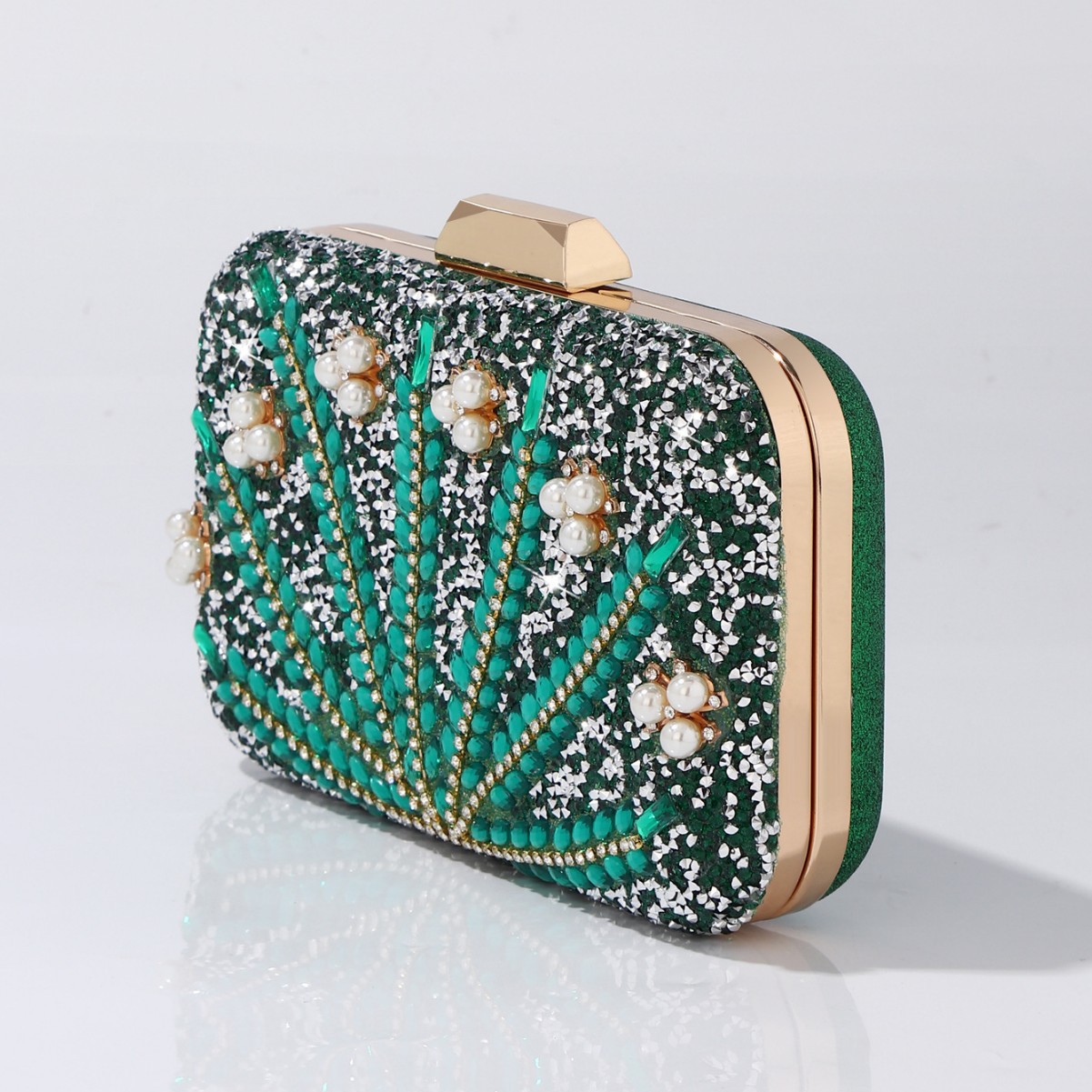 高級ラインストーンとパールで飾られたグリーンのイブニングクラ - Luxury Bags Green のレビューと価格