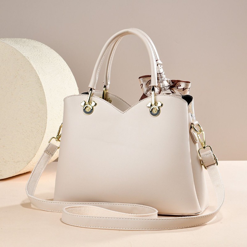 ホリデーギフト ライトラグジュアリー ナショナルスタイルバッ - Luxury Bags Level のレビューと価格