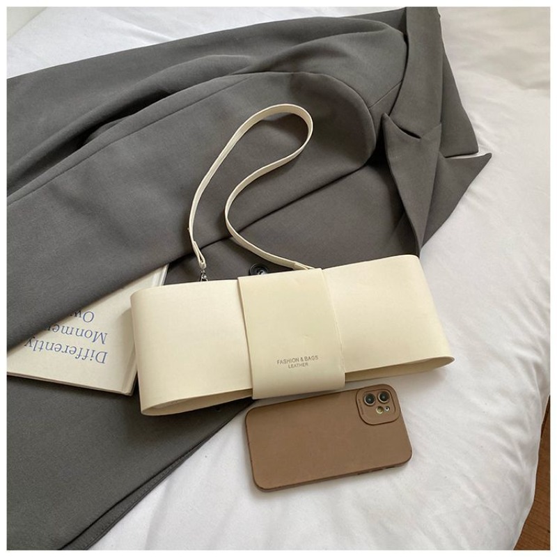 フランス製プレミアムアンダーアームバッグ、トレンド感のあるラ - Luxury Bags Level のレビューと価格