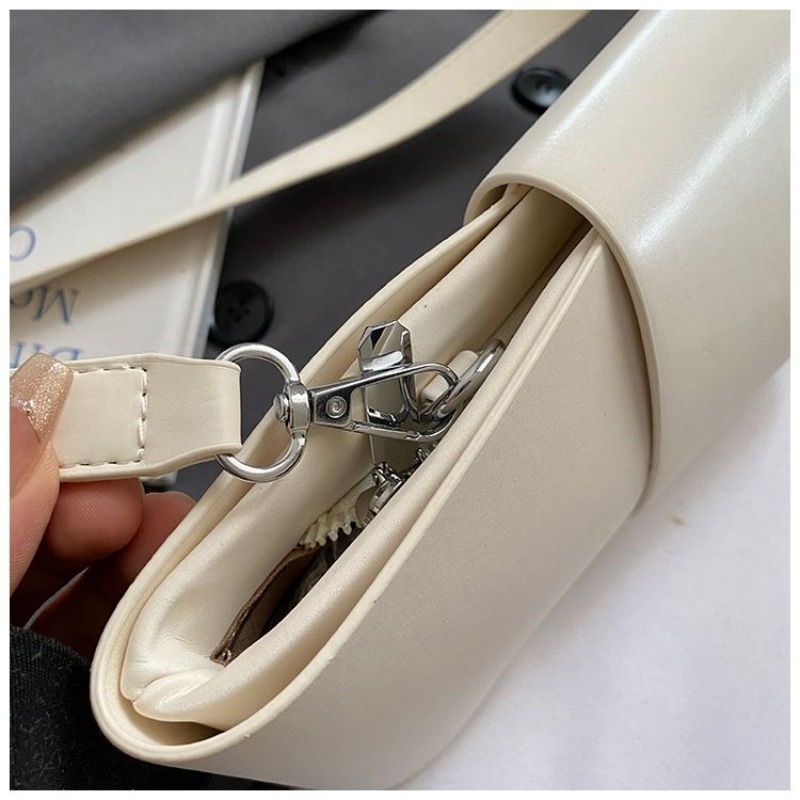 フランス製プレミアムアンダーアームバッグ、トレンド感のあるラ - Luxury Bags Level のレビューと価格