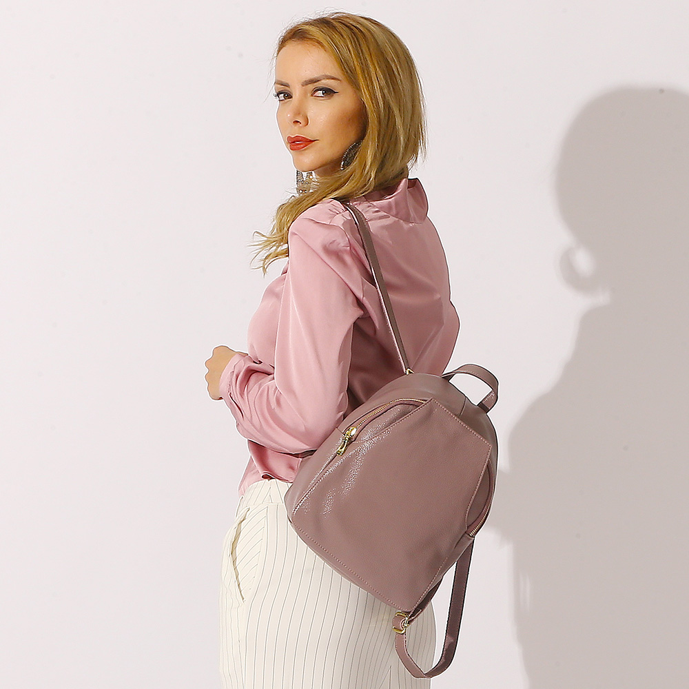 Zency チャーム女性バックパック 100% 本革盗難防止 - Genuine Leather Backpack のレビューと価格