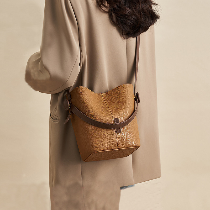 クラシックな女性用ウォーターバケットハンドバッグ、ファッショ - Luxury Bags Level のレビューと価格